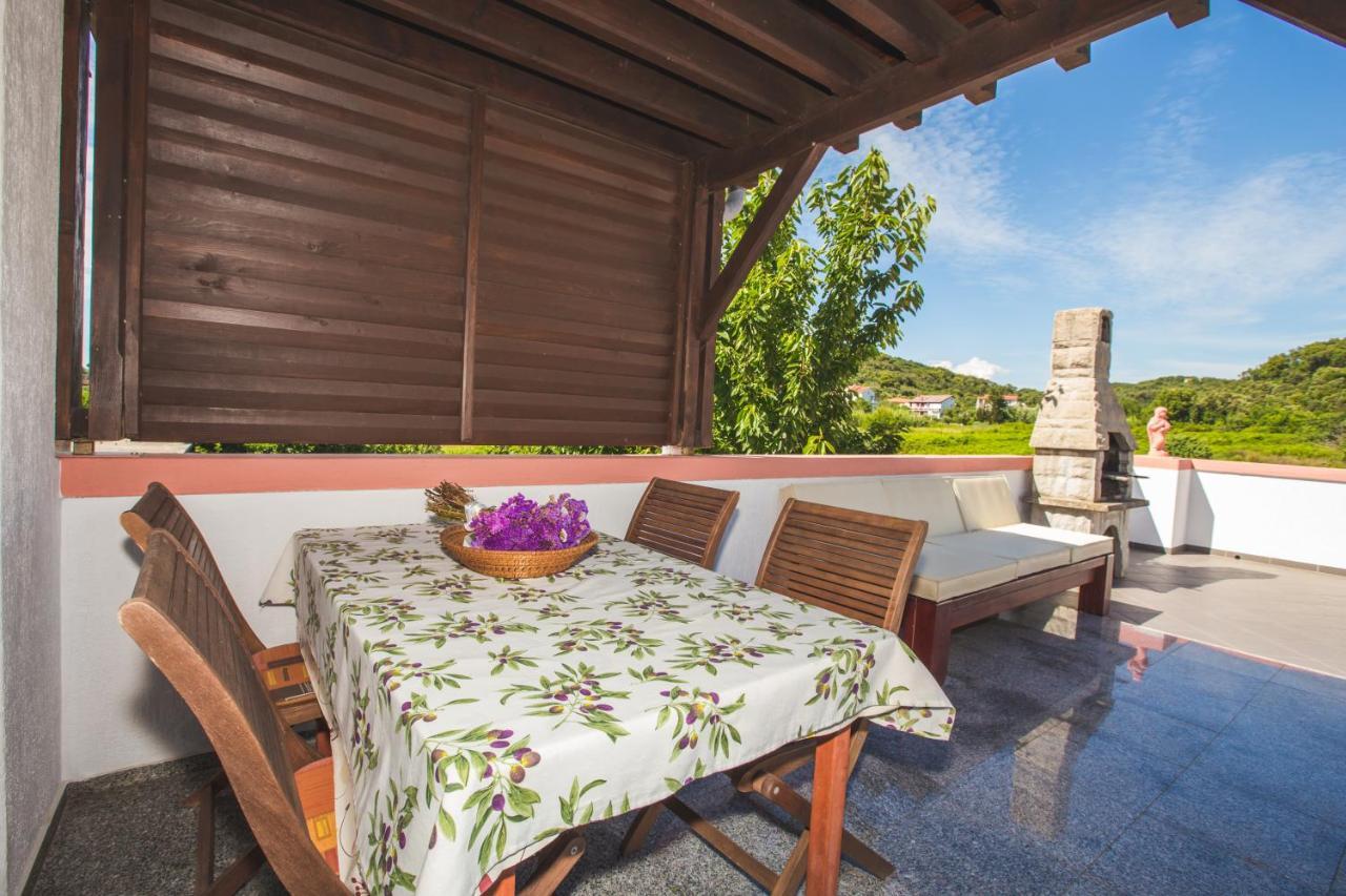 Apartmani Nada & Darko, Kampor, Rab, Hrvatska Exterior foto