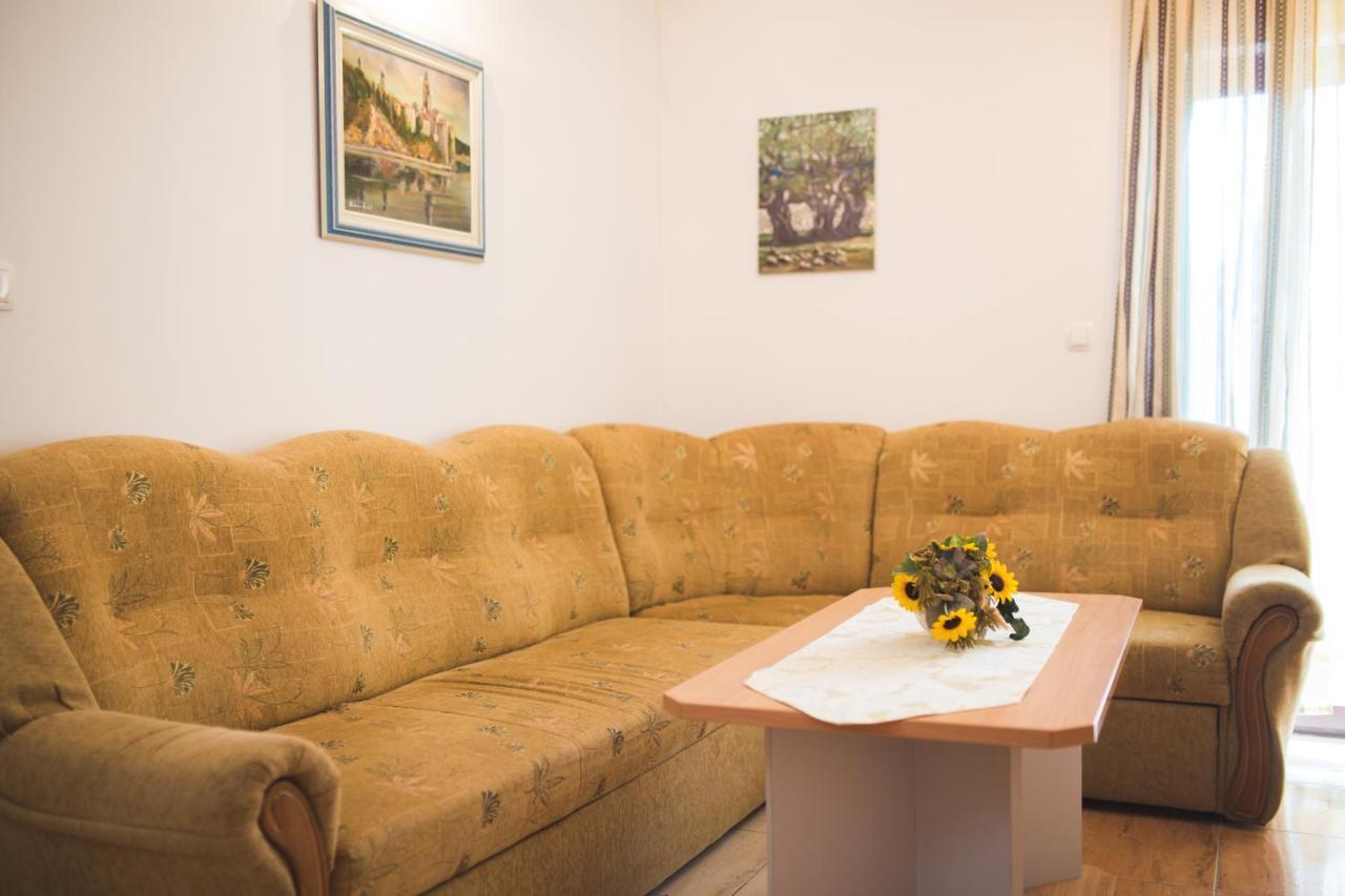 Apartmani Nada & Darko, Kampor, Rab, Hrvatska Exterior foto
