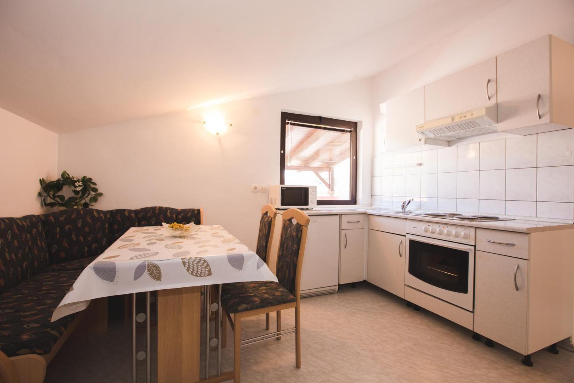Apartmani Nada & Darko, Kampor, Rab, Hrvatska Exterior foto